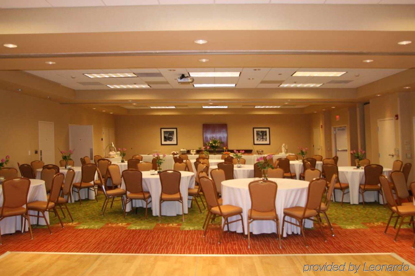 Hampton Inn & Suites Florence-North-I-95 Facilities photo