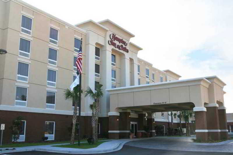 Hampton Inn & Suites Florence-North-I-95 Exterior photo